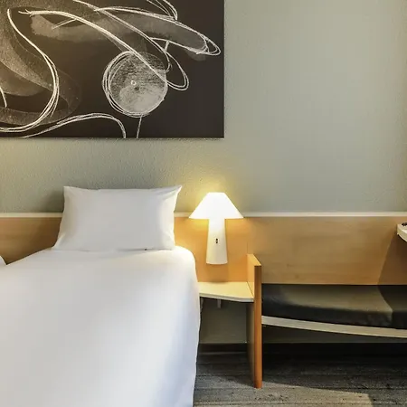 Hotel Ibis 3*
