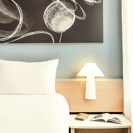 מלון Ibis ליבק