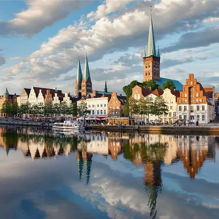 Ibis 3* Lubeck