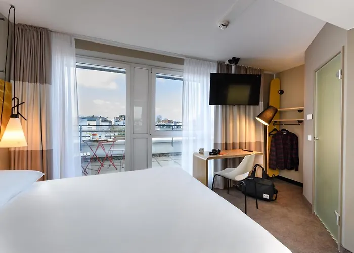 Ibis Hotel 3*