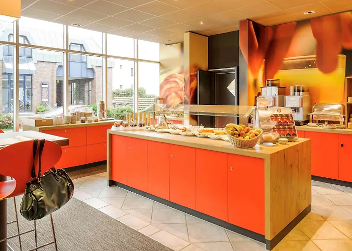 Ibis Hotel 3*